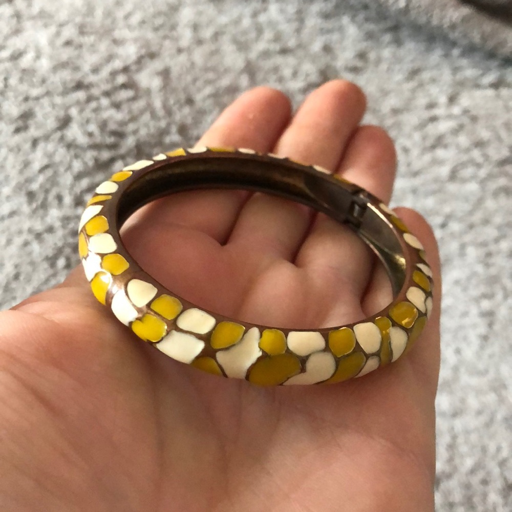 Enamel bracelet